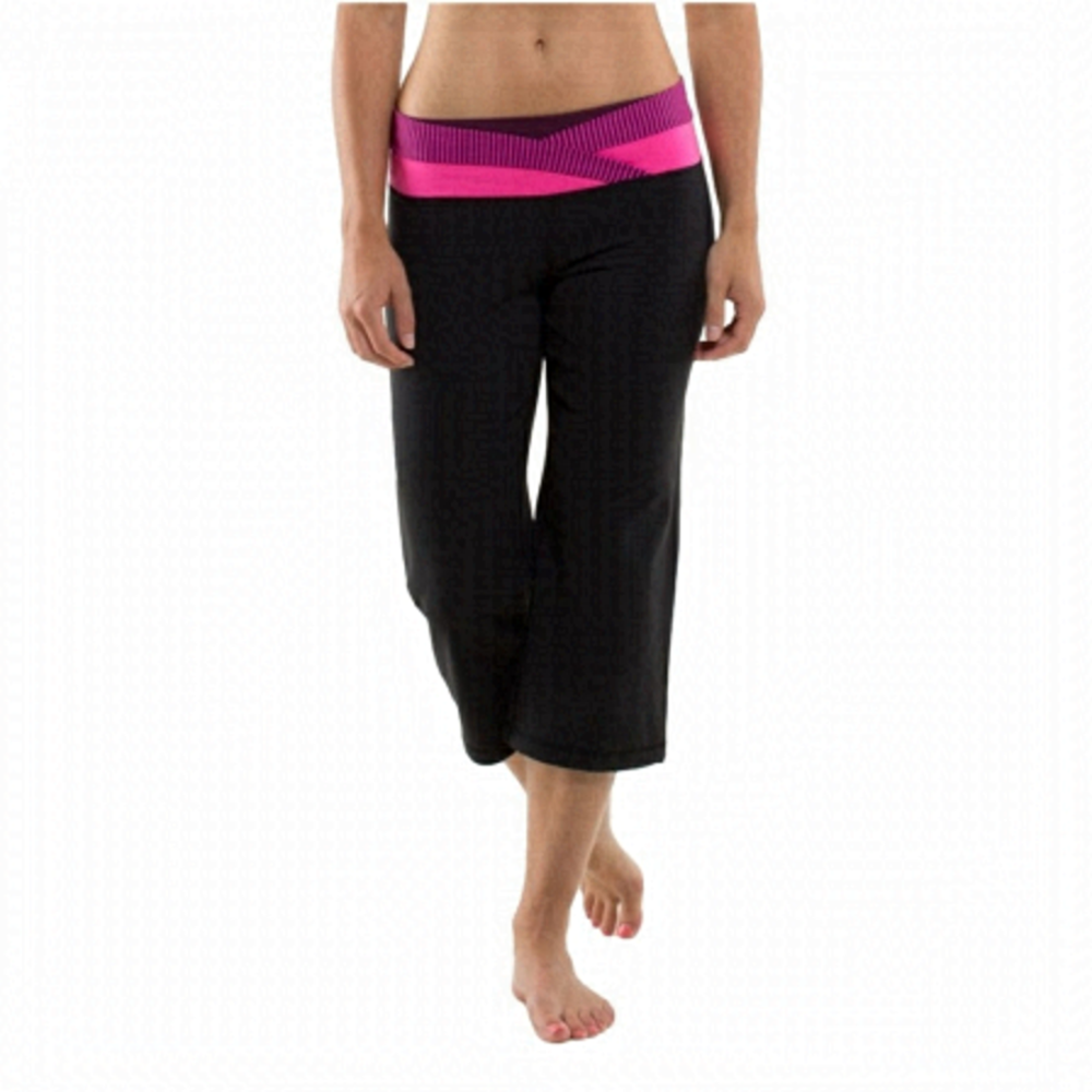 Dharana Crop Black / Hyper Stripe Raspberry Glo Light Pink size 10